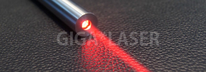 レッド(赤色)レーザーポインターIS200R 200mW