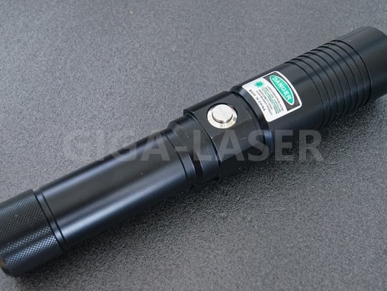 グリーンレーザー　ポインター外観前面