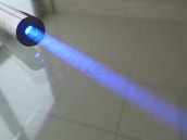 レーザーポインターIS200 500mW 光線