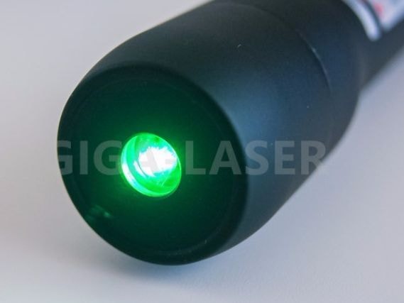 グリーンレーザーポインターX330GD