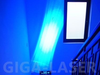 レーザーポインターX900B 2000mW 光線