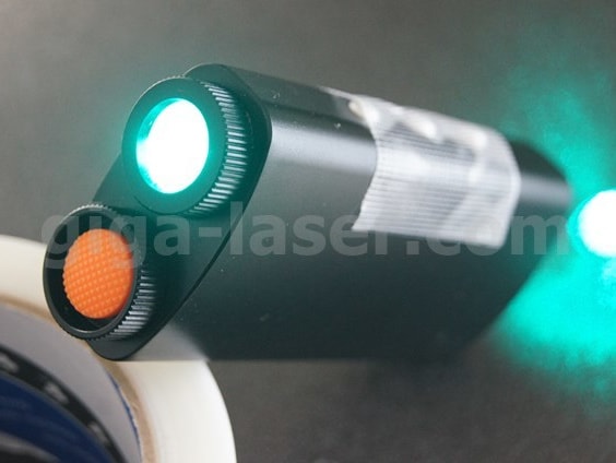 レーザーパフォーマンス製品 ビーム同時照射のスポット